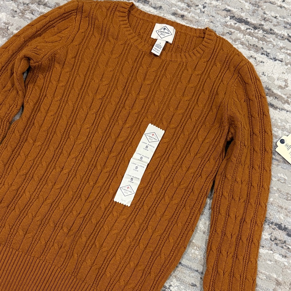 St. John's Bay Women's Crewneck Sweater - Picture 2 of 4